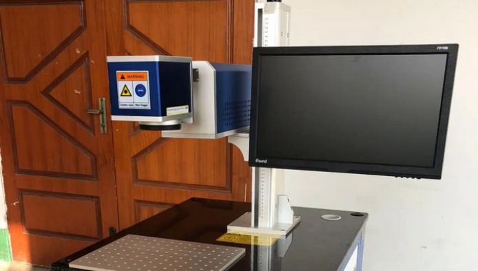 PCB紫外激光打標系統：高精度標記技術的革新與應用