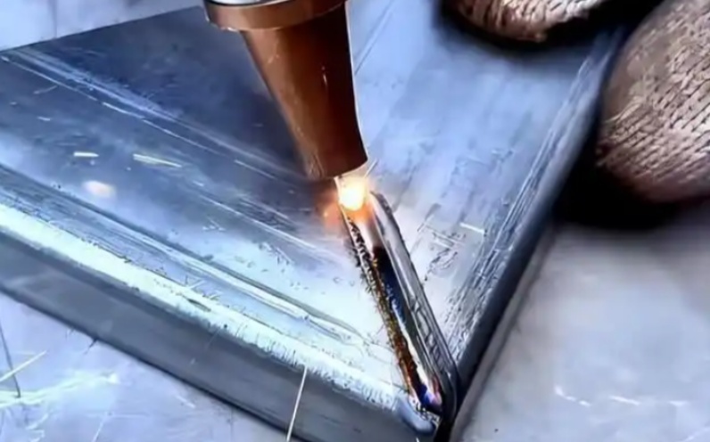 激光焊接熔深不穩定的原因及解決方法