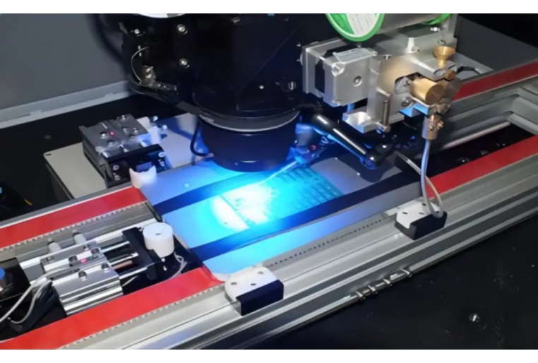 塑料激光焊接機(jī)遠(yuǎn)程技術(shù)支持：全面指南、優(yōu)勢(shì)與常見(jiàn)問(wèn)題解答