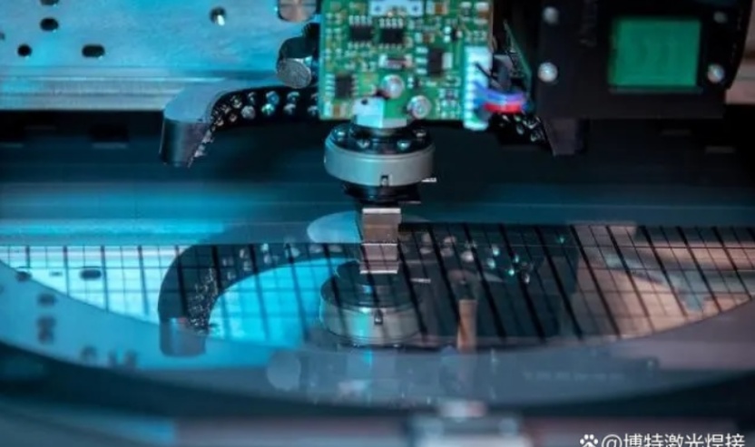 精密劃片機在LED芯片劃片線中的系統集成方案