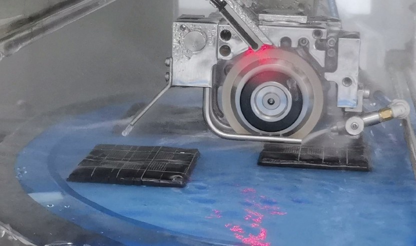 提升精密劃片機切割面光潔度的綜合指南