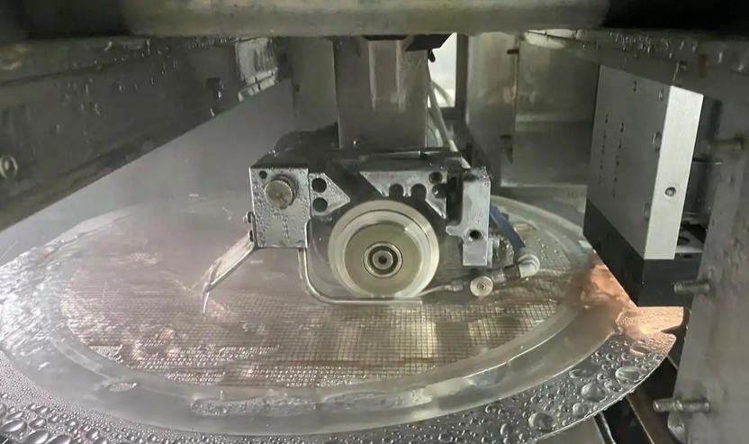 精密劃片機水冷系統清洗與維護要點