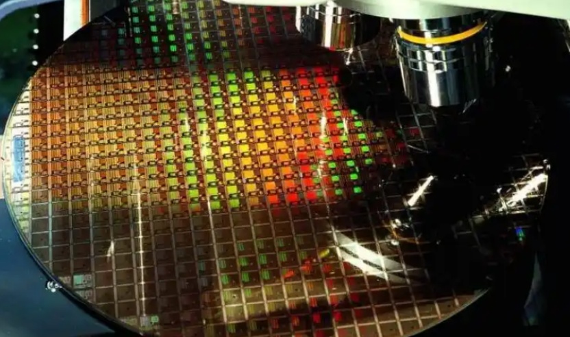 精密劃片機(jī)在不同材料（陶瓷_玻璃_晶圓）下性能對比