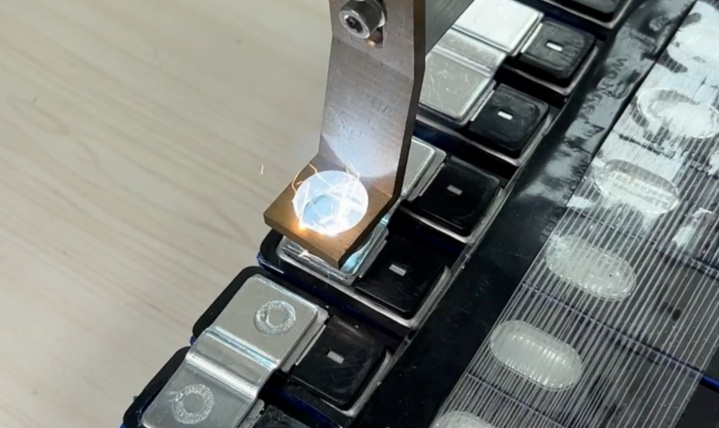 新能源電池焊接設(shè)備最新技術(shù)趨勢(shì)