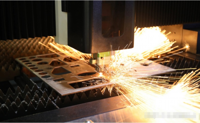 小幅面激光切割機(jī)切割變形控制策略