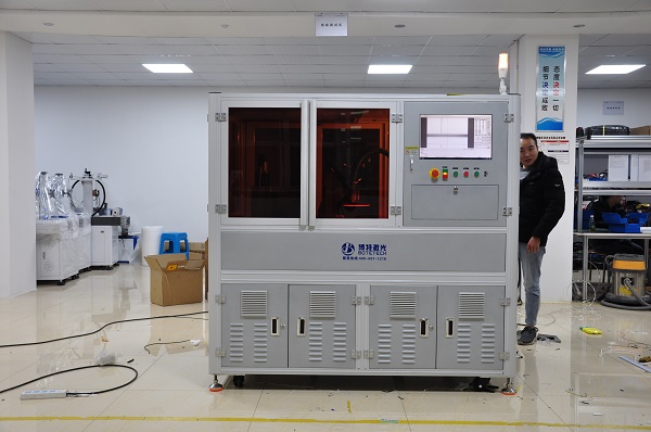 PCB打標用什么激光打標機？選擇激光打標機供應(yīng)商要注意什么？