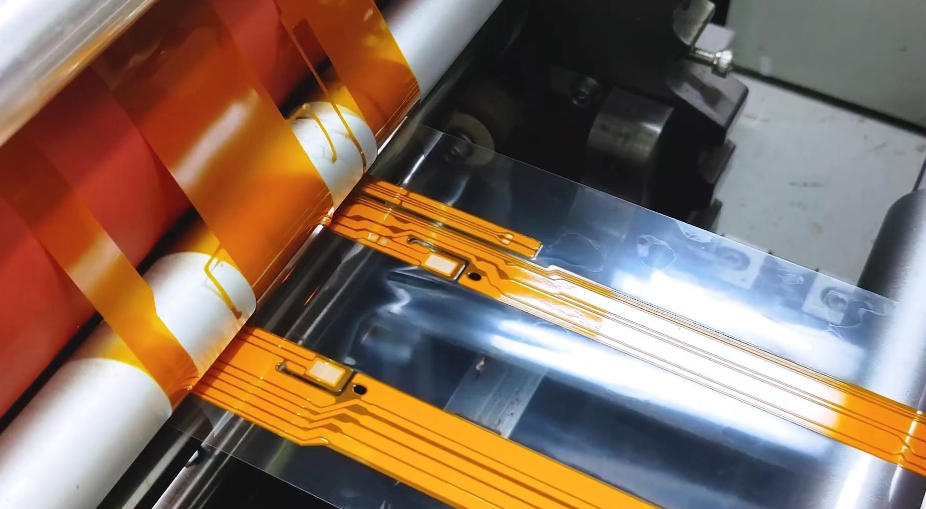 無(wú)毛刺FPC覆蓋膜切割：熱影響區(qū)≤5μm、切割速度5000mm/s